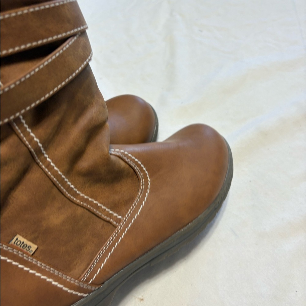 Totes Brown Boots with Strap Detail - Picture 8 of 9